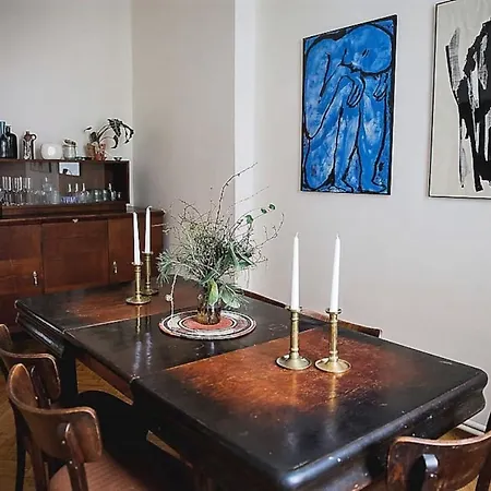 Stylish And Unique 2 Bedroom Flat With Balcony In Letna