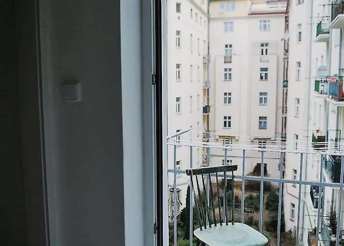 Διαμέρισμα Stylish And Unique 2 Bedroom Flat With Balcony In Letna